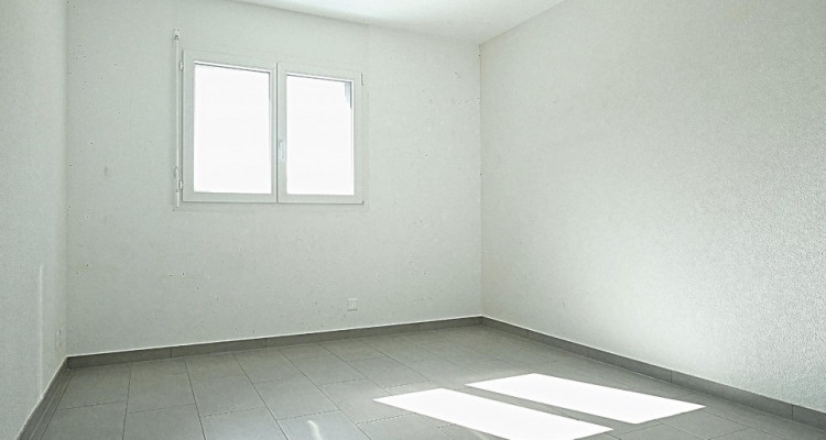 Magnifique attique 4.5 p / 3 chambres / 2 SDB / Terrasse avec vue image 6