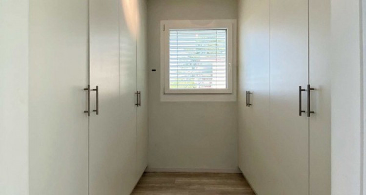 Magnifique villa -Vue imprenable sur le lac - Jardin - Terrasse image 9