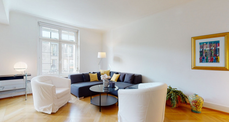 Stilvolle 3.5-Zimmerwohnung in Baumgartnerhaus image 1