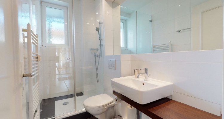 Stilvolle 3.5-Zimmerwohnung in Baumgartnerhaus image 5