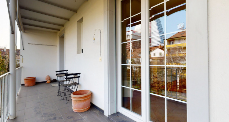 Stilvolle 3.5-Zimmerwohnung in Baumgartnerhaus image 11