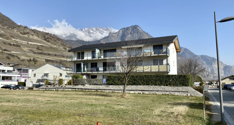 Charmant appartement 2,5p récent avec grande terrasse et vue dégagée image 9