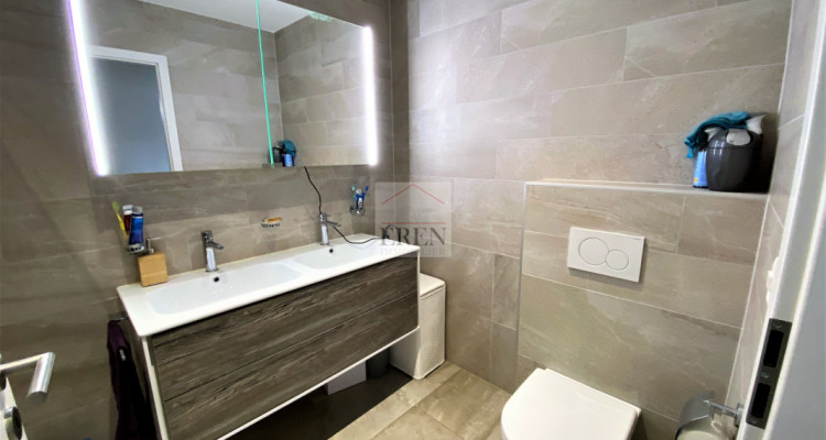 Magnifique 3,5p moderne et design avec large terrasse panoramique aux Mouresses à Savièse image 12