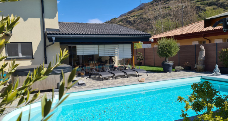 Comme en vacances! Superbe villa de 5.5 pièces avec piscine et jacuzzi image 4