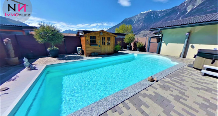 Comme en vacances! Superbe villa de 5.5 pièces avec piscine et jacuzzi image 1