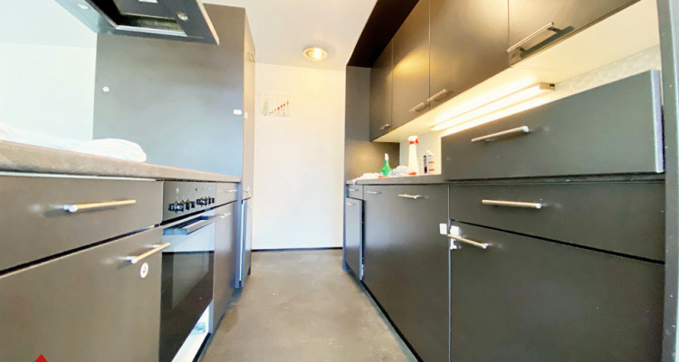 Bel appartement 4.5 p / 3 chambres / 2 SDB / Balcons  image 4