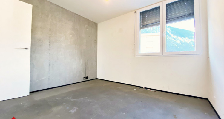 Bel appartement 4.5 p / 3 chambres / 2 SDB / Balcons  image 6