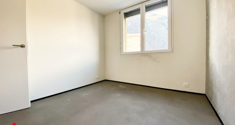 Bel appartement 4.5 p / 3 chambres / 2 SDB / Balcons  image 10