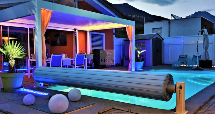 Magnifique villa individuelle sur 1 niveau avec piscine extérieur chauffée et finition de hautes qualités image 12