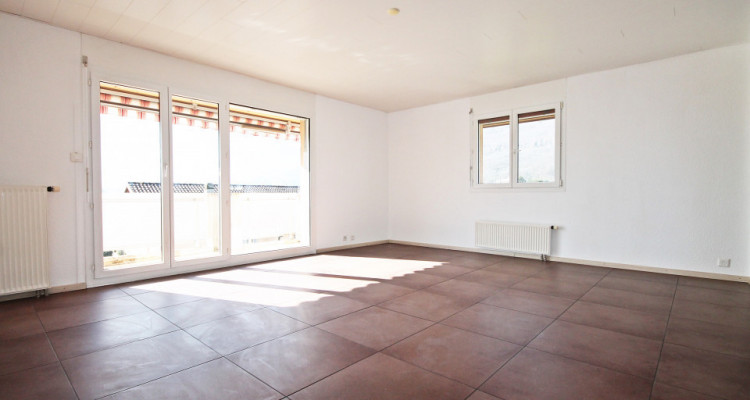 Magnifique 4,5p // 3 chambres // 1 SDB // Balcon - Jardin commun image 3