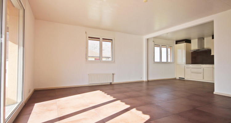 Magnifique 4,5p // 3 chambres // 1 SDB // Balcon - Jardin commun image 4