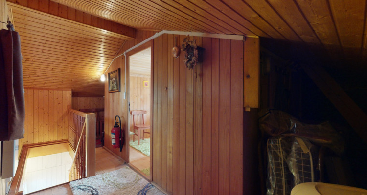 Adorable petit chalet en lisière de forêt au Chalet à Gobet ! image 10