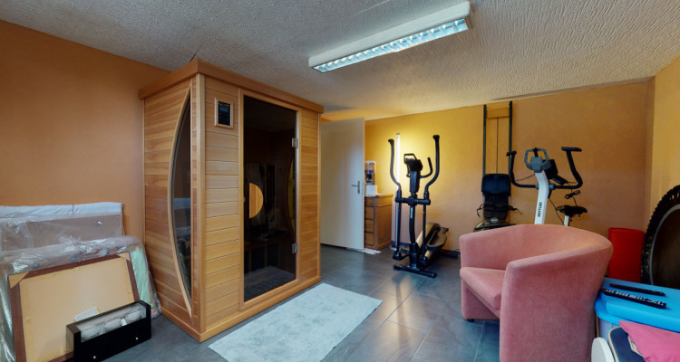 Heimeliges 6½ Zimmer Einfamilienhaus mit wertvollem Aussenbereich image 8