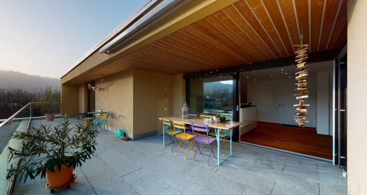 Lichtdurchflutete Attikawohnung mit grandioser Fernsicht image 11