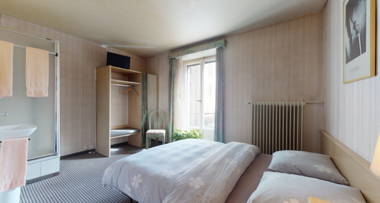 EN EXCLUSIVITÉ - Immeuble avec énorme potentiel pour projet immobilier image 9