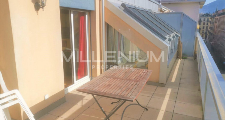 Bel appartement à Plainpalais avec terrasse de 20m2 image 1