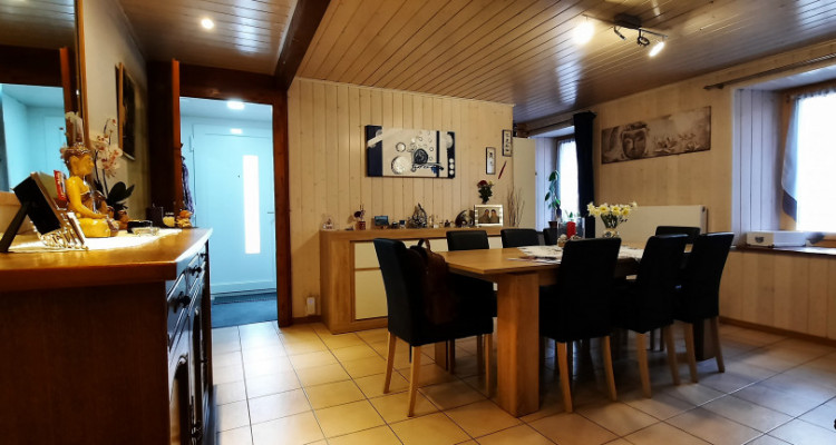 Ravissante maison de 5.5 pièces avec carnotzet image 2