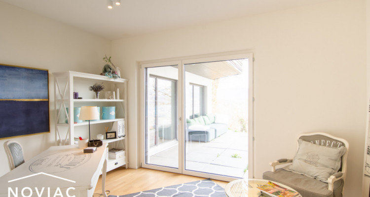 Sublime appartement contemporain 5.5 pièces 170m2 avec vue imprenable image 14