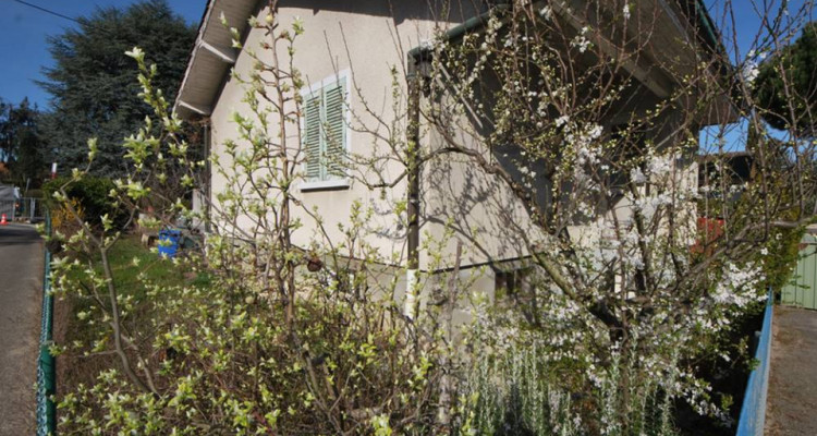 Villa individuelle de plain-pied à rénover image 1