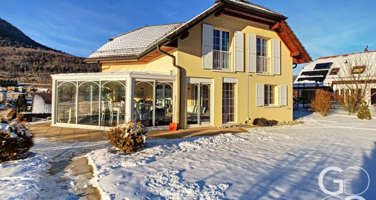 Belle villa individuelle familiale lumineuse avec vue  image 1