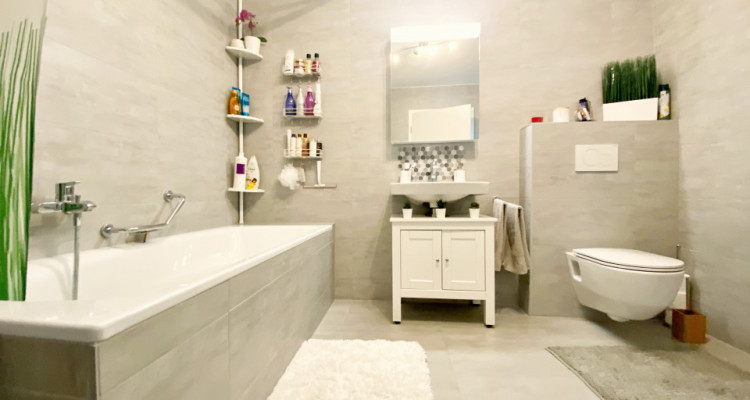 Magnifique appartement 2.5 p / 1 chambre / SDB / Terrasse et jardin  image 6