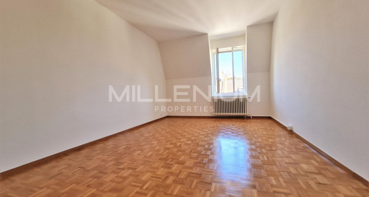 Attique - 4 Chambres image 10