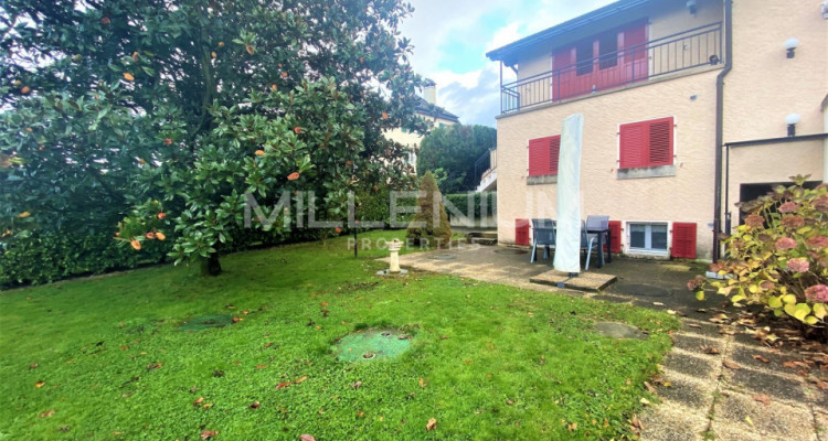 Très bel appartement avec terrasse à Vésenaz. image 1