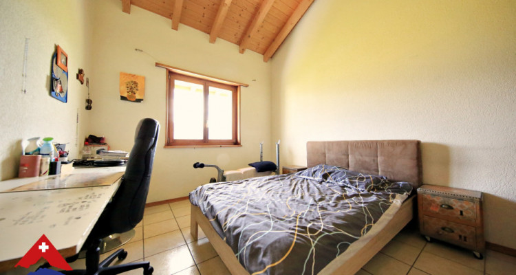 Sublime appartement 4.5 pièces / 3 chambres / Balcon image 2