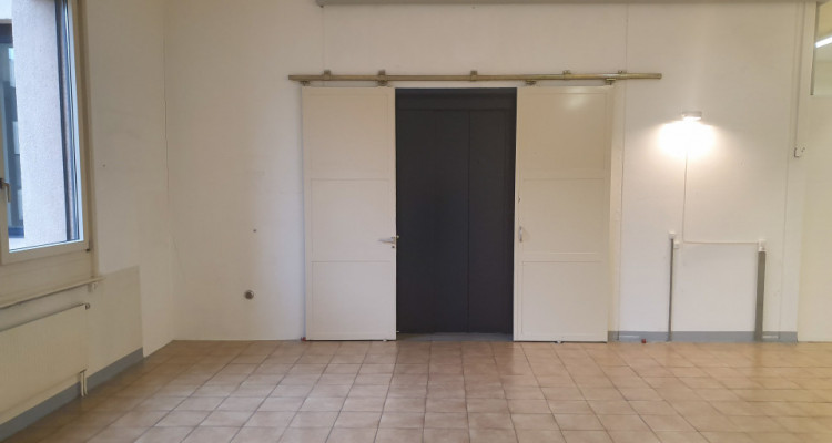 Local Commercial à Louer image 4