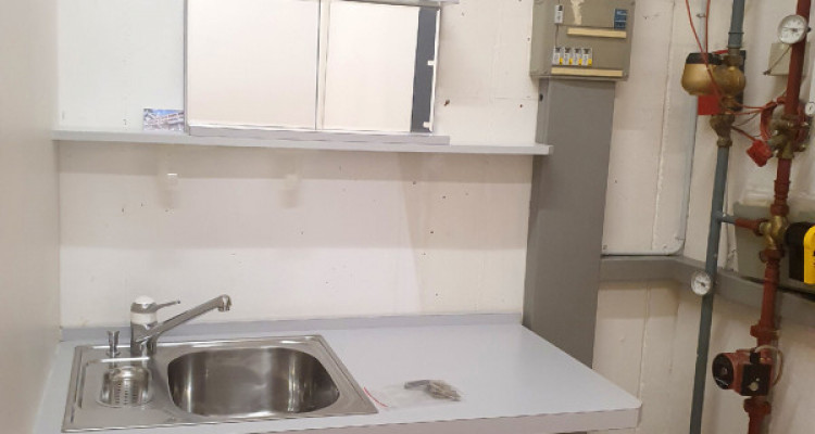 Local Commercial à Louer image 8