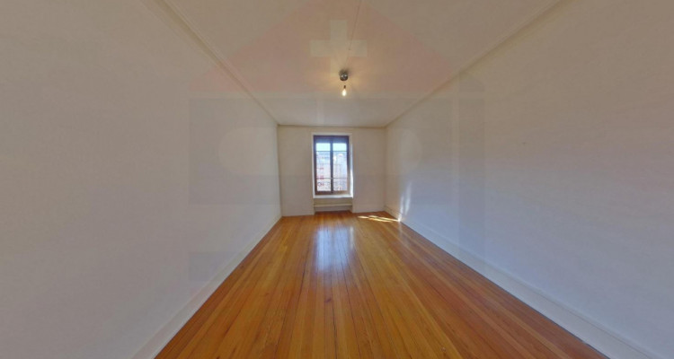 A rénover Appartement de 3 pièces proche des HUG image 2