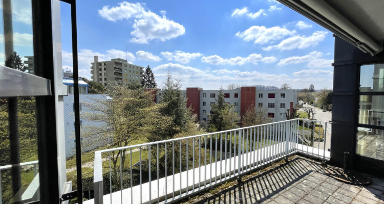 GROSS, GRÖSSER - EHEMALIGE PRAXIS/WOHNUNG IM DORFKERN image 12