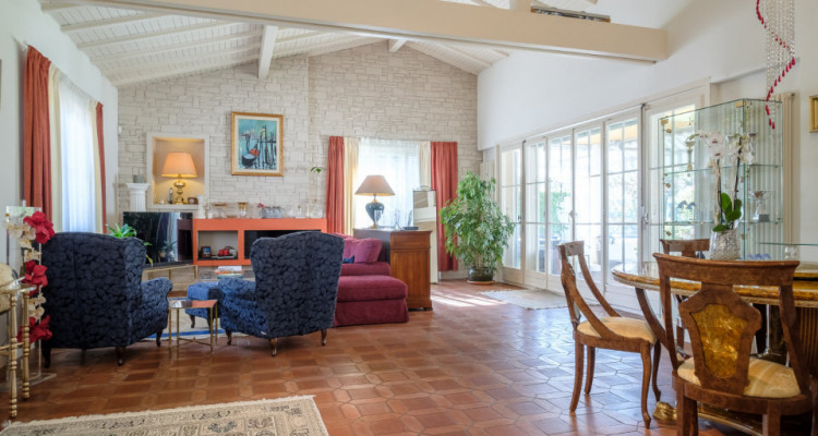 Rare à la vente : villa individuelle de plain-pied sur belle parcelle image 1