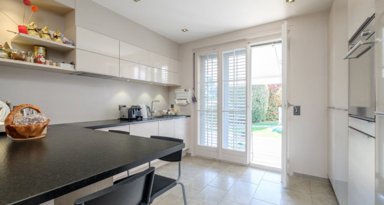 Rare à la vente : villa individuelle de plain-pied sur belle parcelle image 4