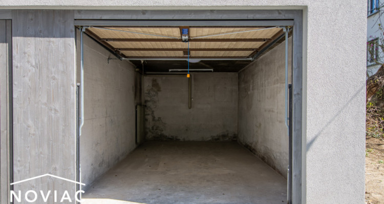 Garage (box) & place de parking à louer à Lausanne image 2