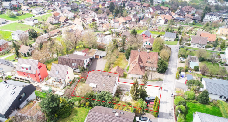 Ideal als Mehrgenerationenhaus, Renditeobjekt oder zur Alleinnutzung image 1