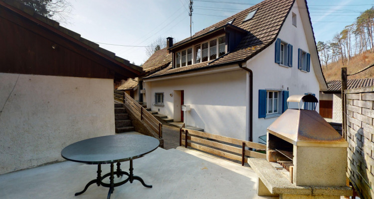 5.5-Zimmer Doppel-EFH mit 2.5-Zimmer-Einliegerwohnung image 1