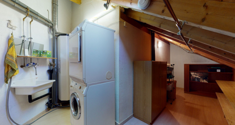 Dachwohnung mit Charm und grosser Terrasse image 11