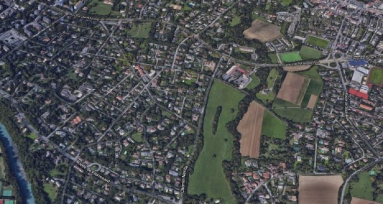 Maison mitoyenne à Conches image 1