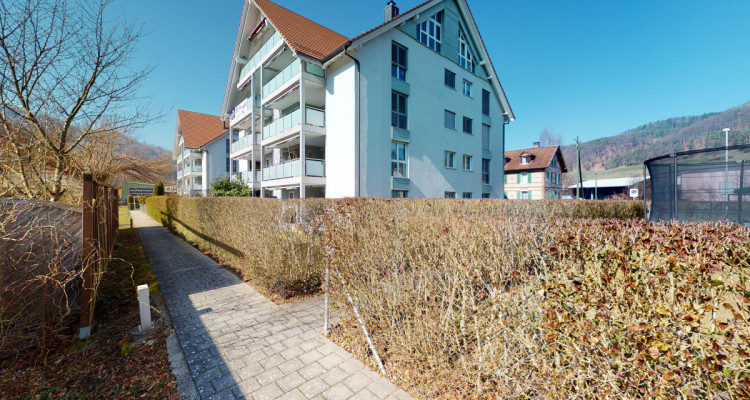 Schmucke, Minergie zertifizierte Wohnung mit toller Sicht image 1