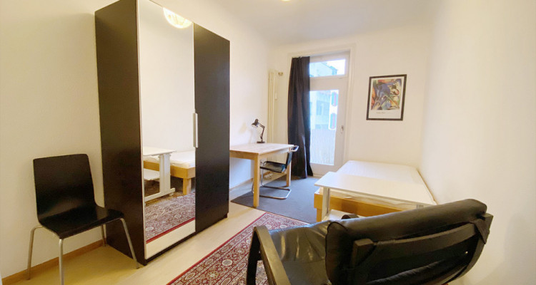 Möbliertes WG-Zimmer mit Balkon an Top Lage image 2