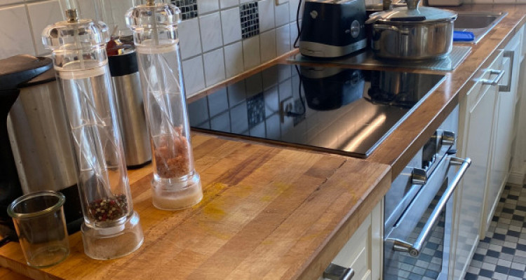 Möbliertes WG-Zimmer mit Balkon an Top Lage image 4