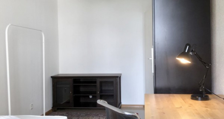 Möbliertes WG-Zimmer mit Balkon an Top Lage image 7