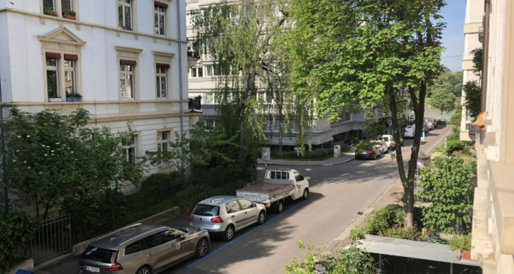 Möbliertes WG-Zimmer mit Balkon an Top Lage image 12