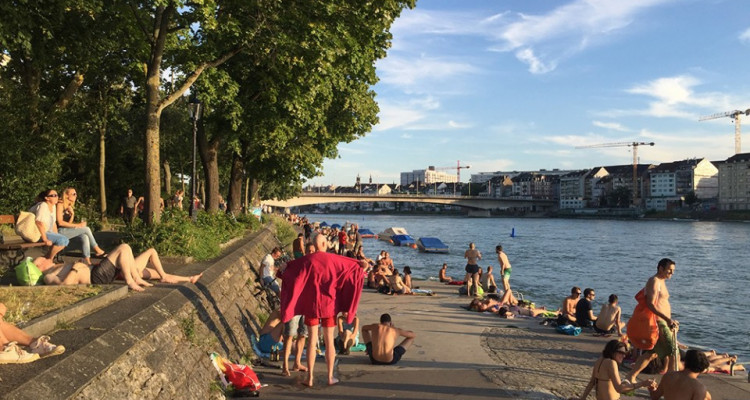 Möbliertes WG-Zimmer mit Balkon an Top Lage image 13