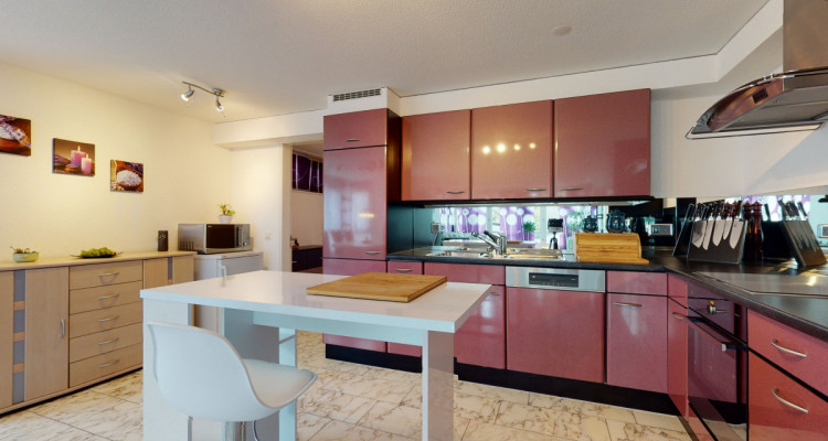 Gepflegtes Mehrfamilienhaus mit vier Wohneinheiten image 9