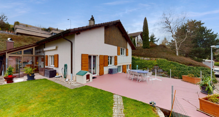 Magnifique maison avec beau jardin et grande terrasse image 1