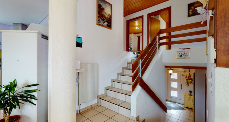 Magnifique maison avec beau jardin et grande terrasse image 7