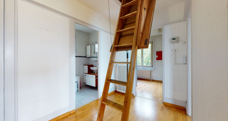 Belle villa avec grand jardin et beaucoup de potentiel image 12