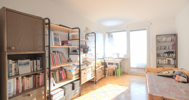 Home Service vous propose un appartement de 3,5 pièces avec balcon. image 5